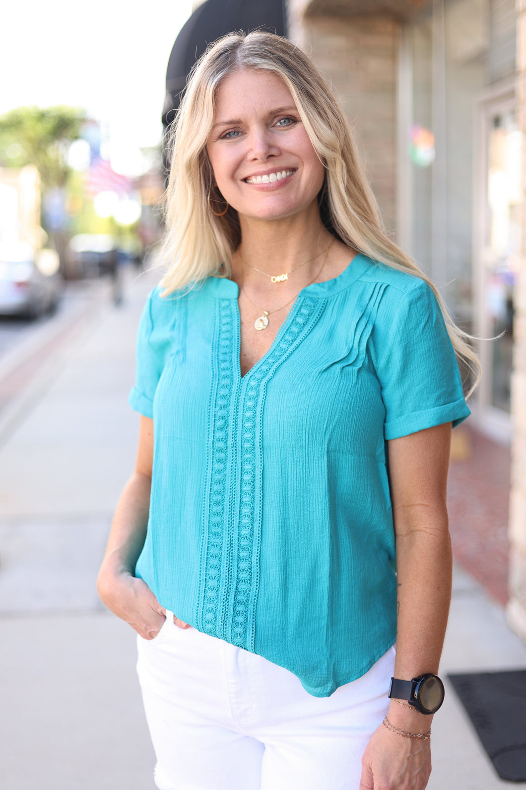 FRONT FLORAL LACE WOVEN TOP